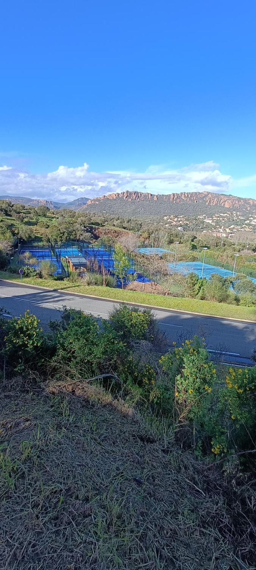Cap Esterel Village Vacances T2 Vue Mer Agay Saint-Raphael  Exterior photo